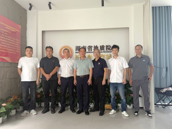 刘拥军到院长三角工作站调研